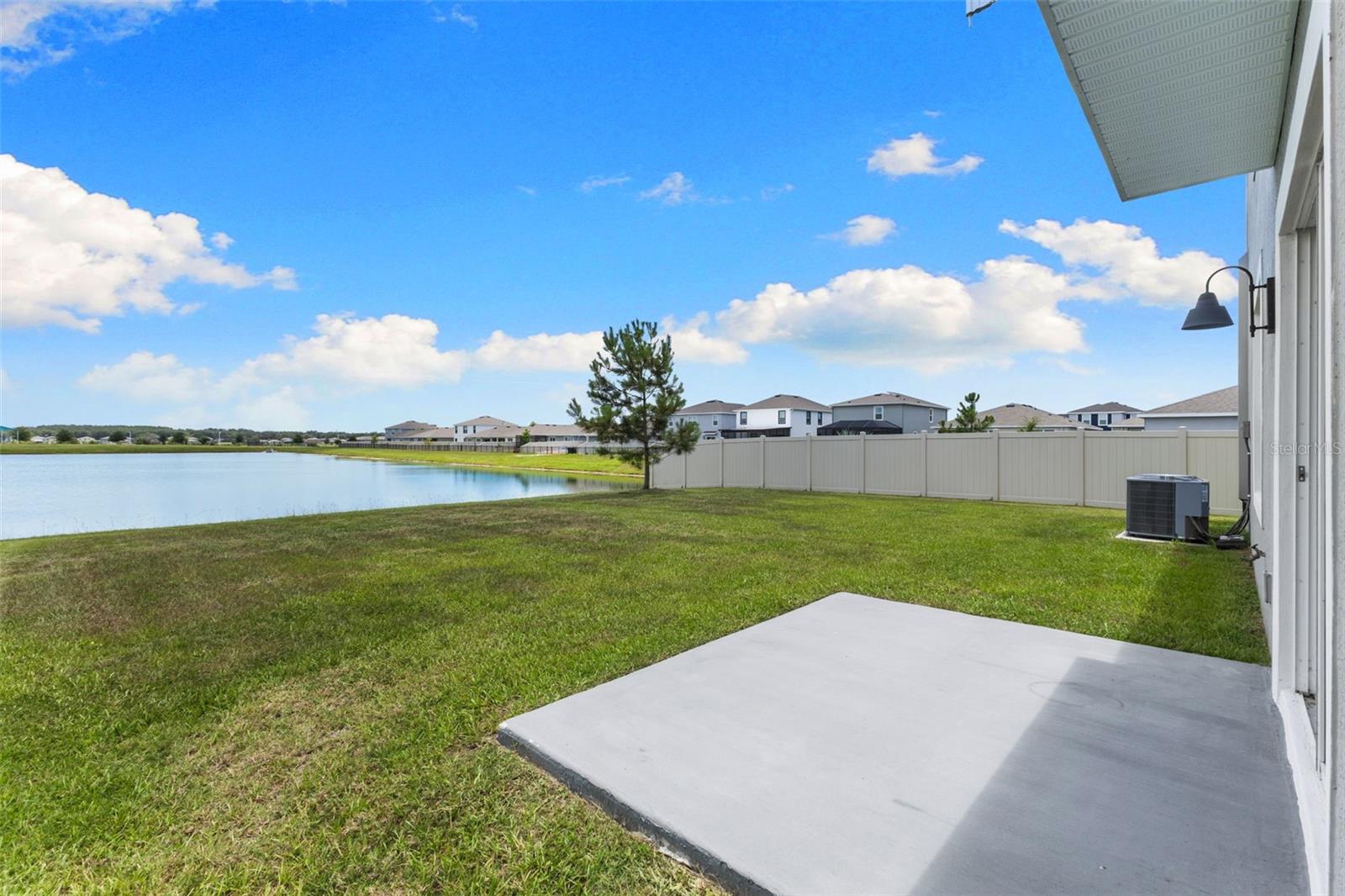 9728 Crescent Ray Dr Property Photo 59