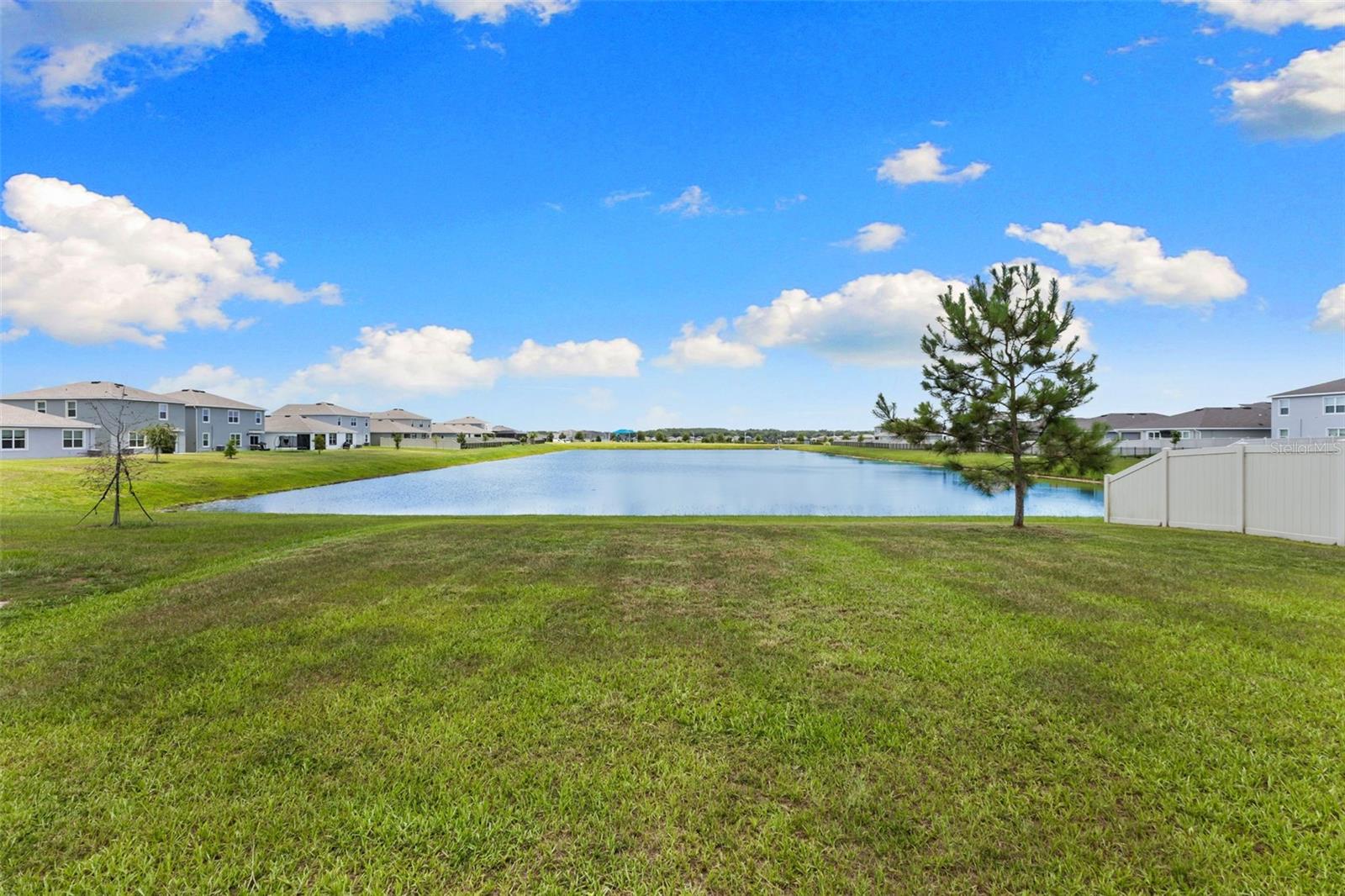 9728 Crescent Ray Dr Property Photo 60
