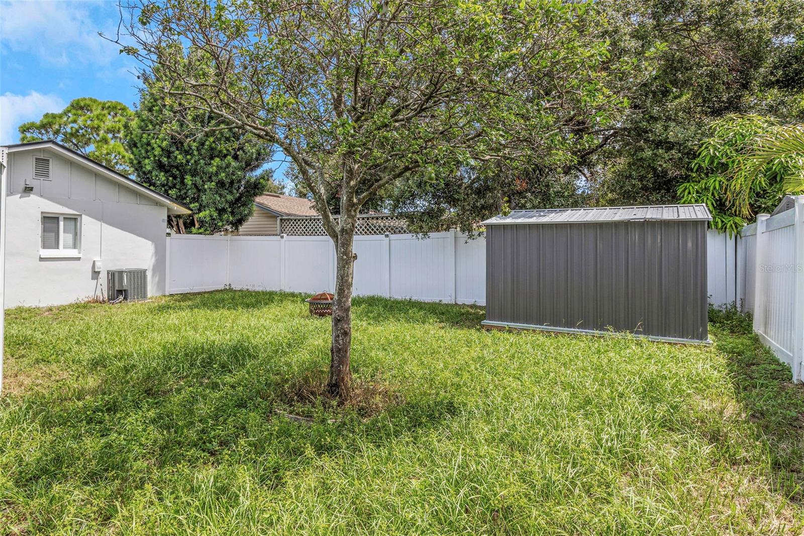 6842 62nd Ave N Property Photo 8