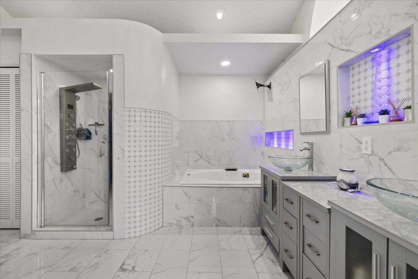 13528 Woodside Dr Property Photo 35