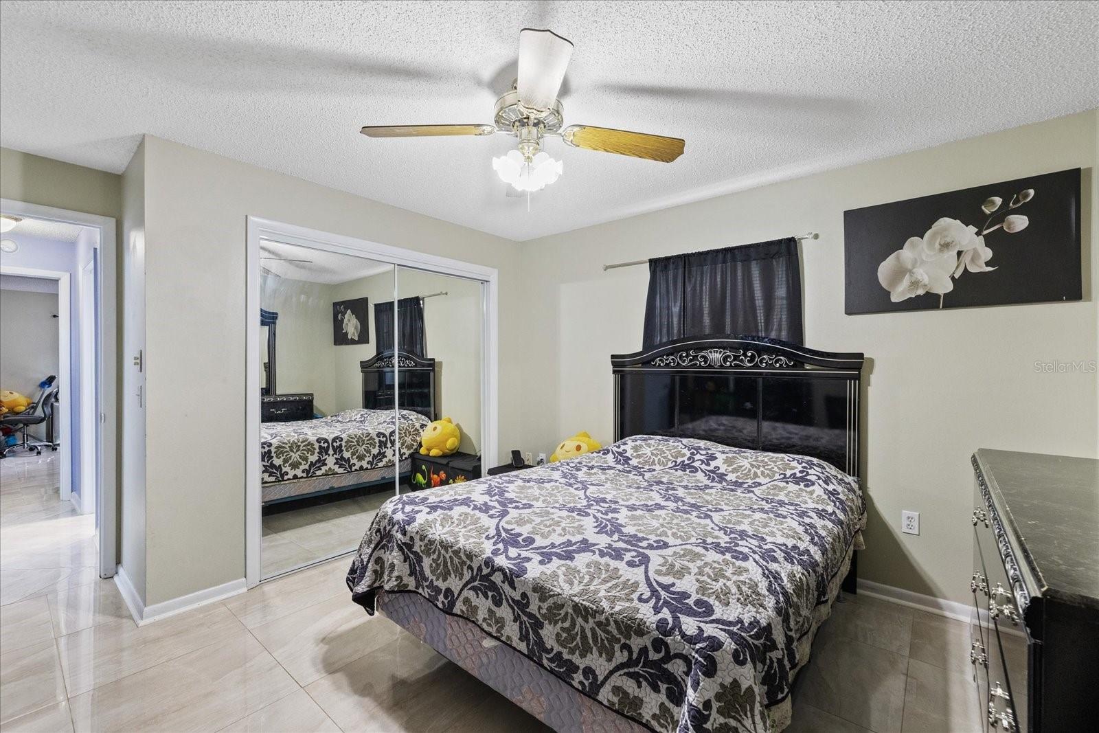 13528 Woodside Dr Property Photo 44