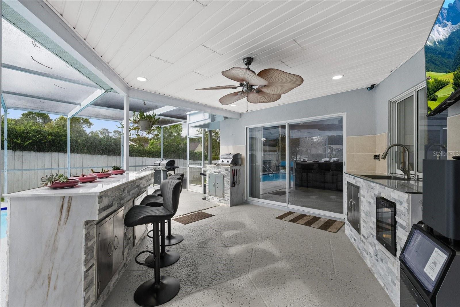 13528 Woodside Dr Property Photo 46