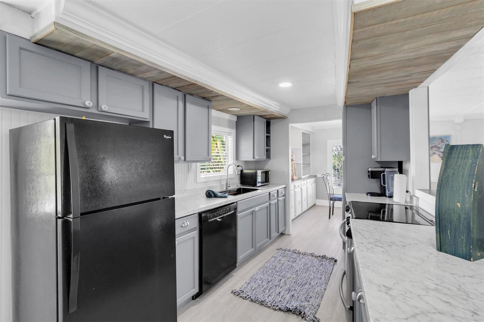 6629 Tower Dr Property Photo 11