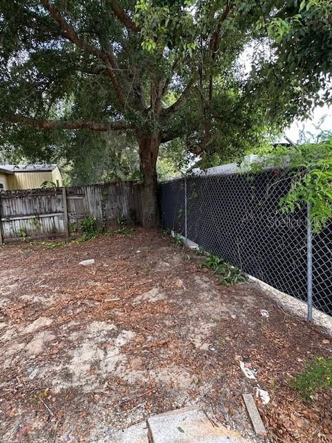 6631 Celeste Ln Property Photo 18