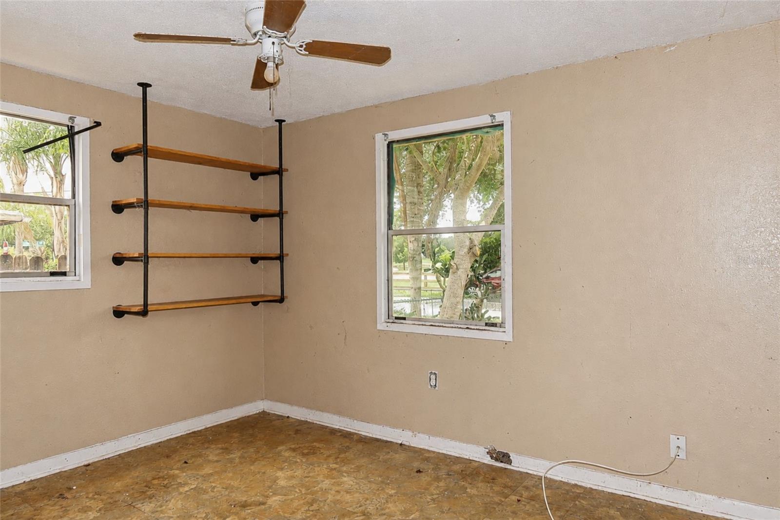 1208 Cherry Ln Property Photo 9