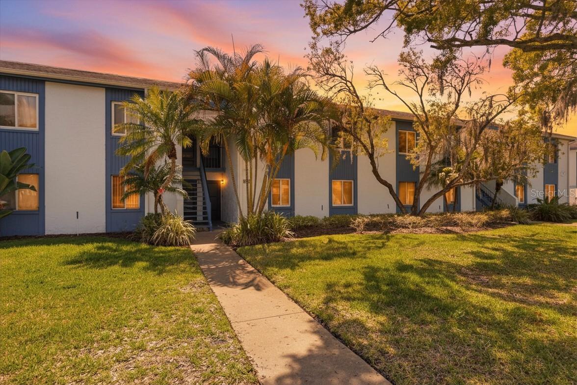 240 Cypress Ln #240 Property Photo 1
