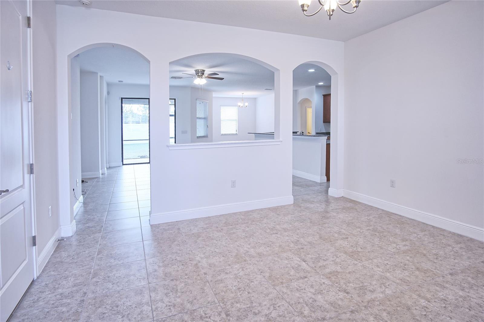 11619 Iris Spring Ct Property Photo 3