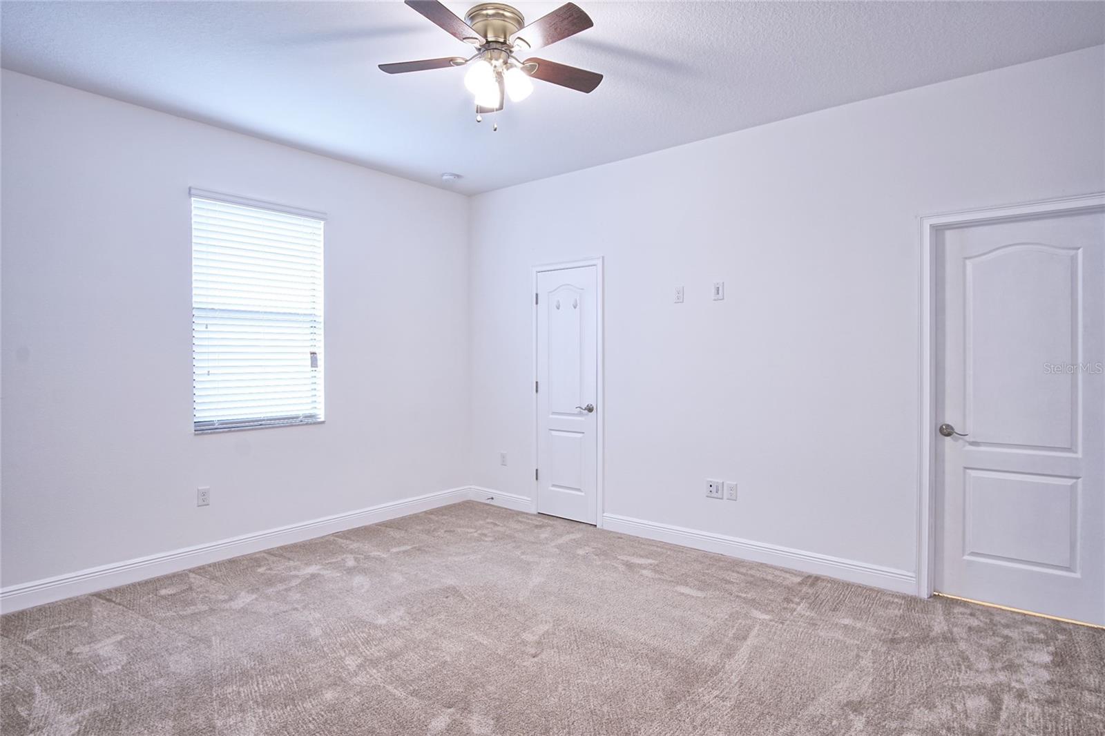 11619 Iris Spring Ct Property Photo 10
