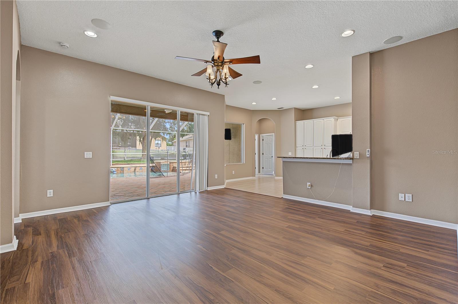 2418 Blue Stone Ct Property Photo 14