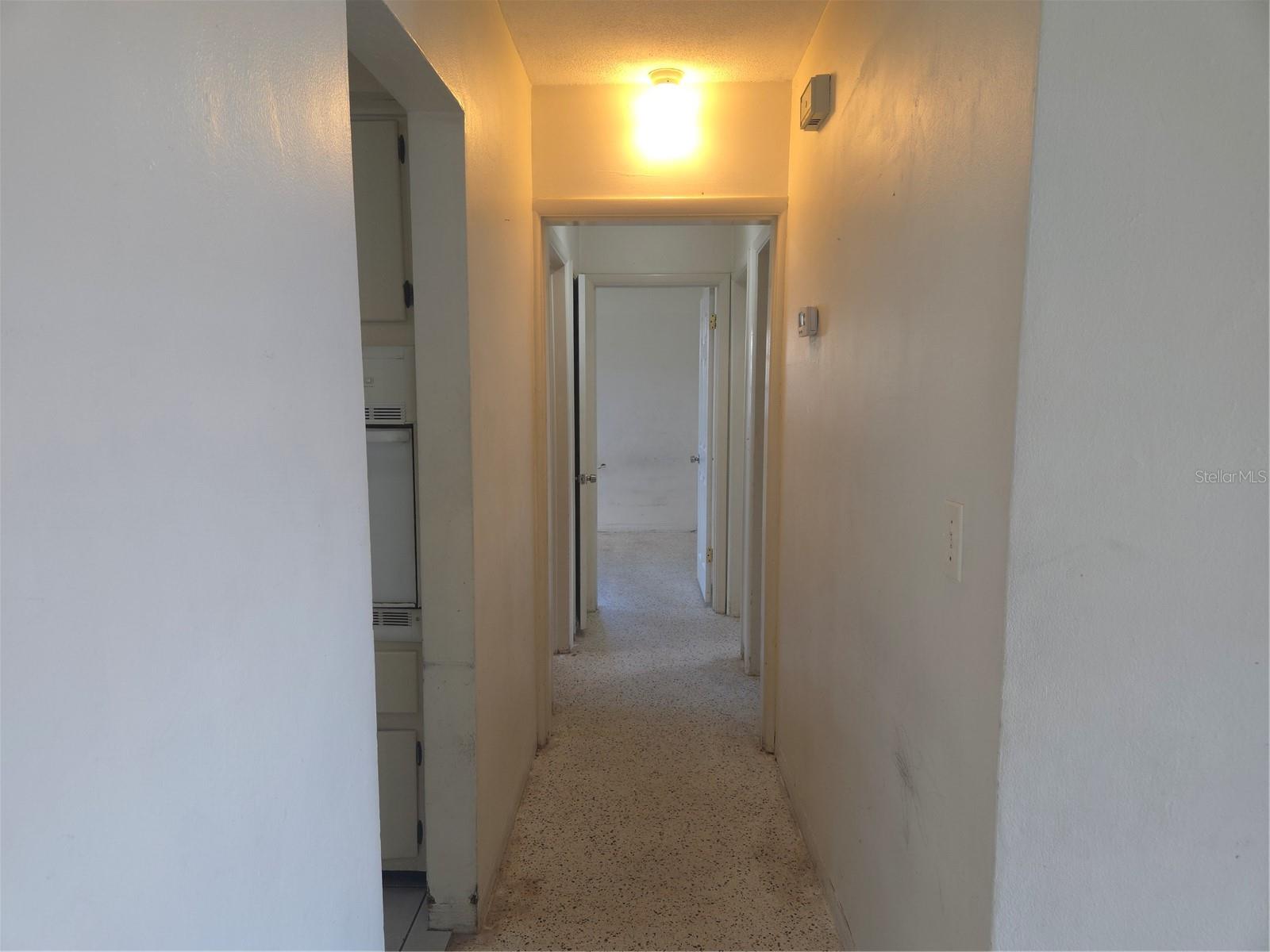 2913 Englewood Dr Property Photo 12