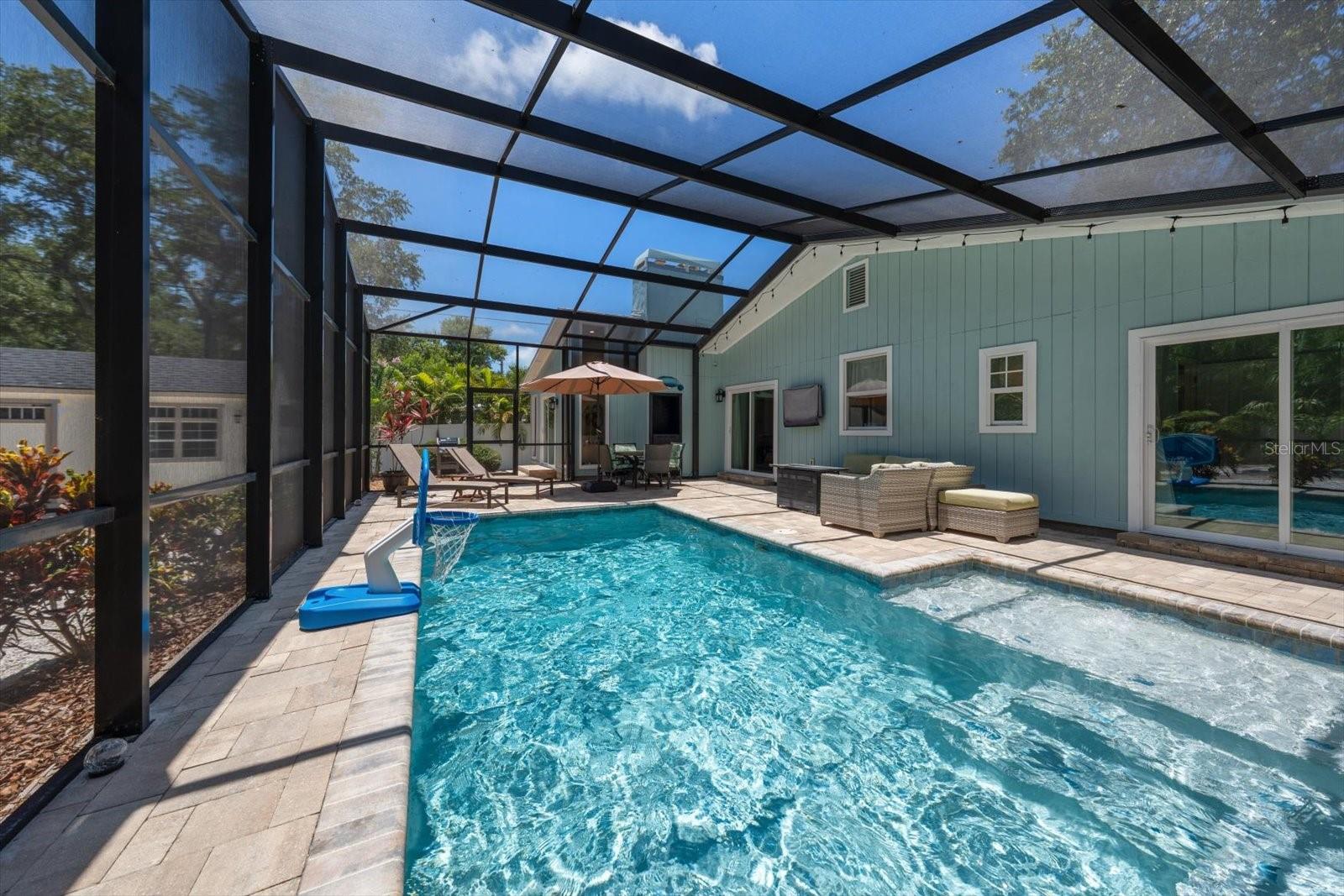 1105 Sunnydale Dr Property Photo 4