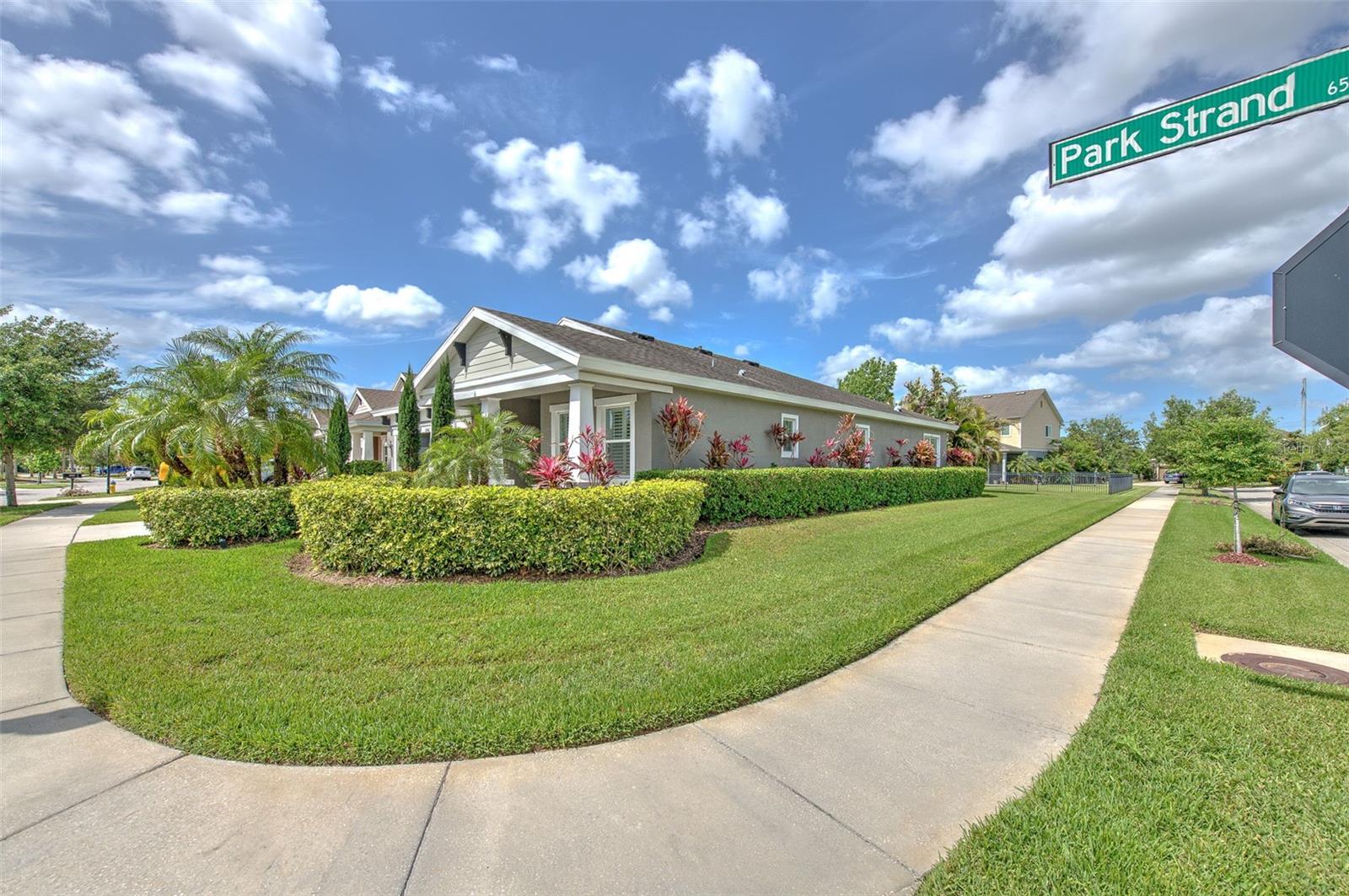 6540 Park Strand Dr Property Photo 2