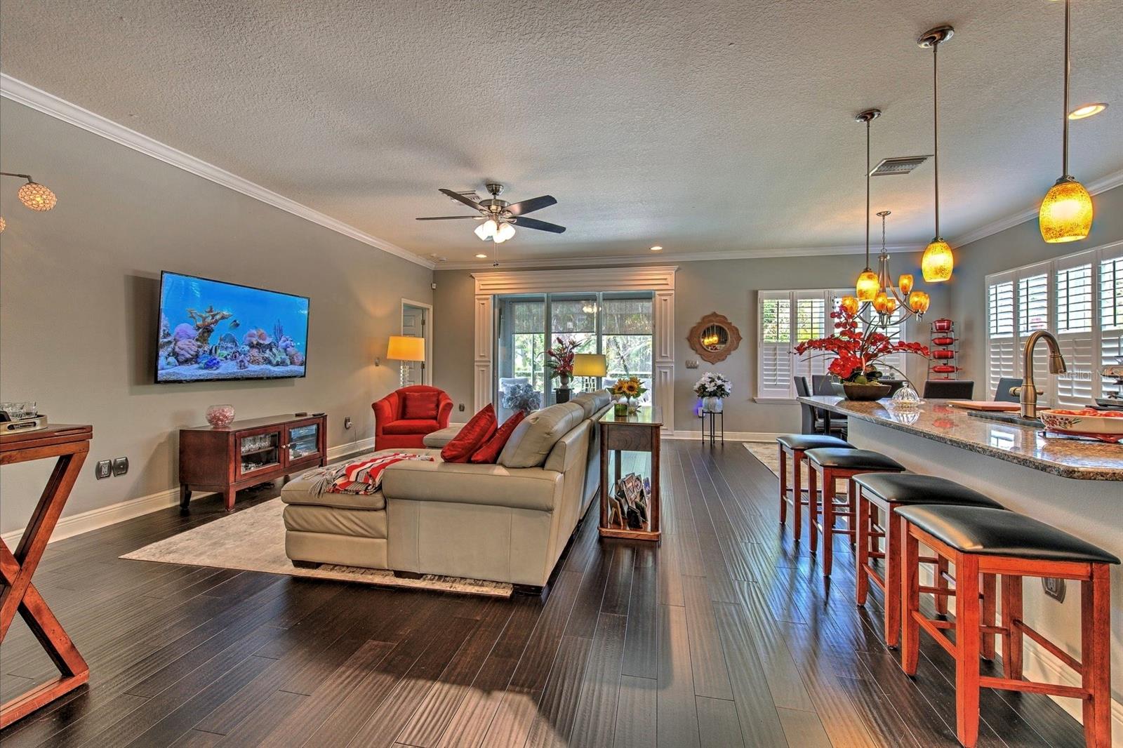 6540 Park Strand Dr Property Photo 11