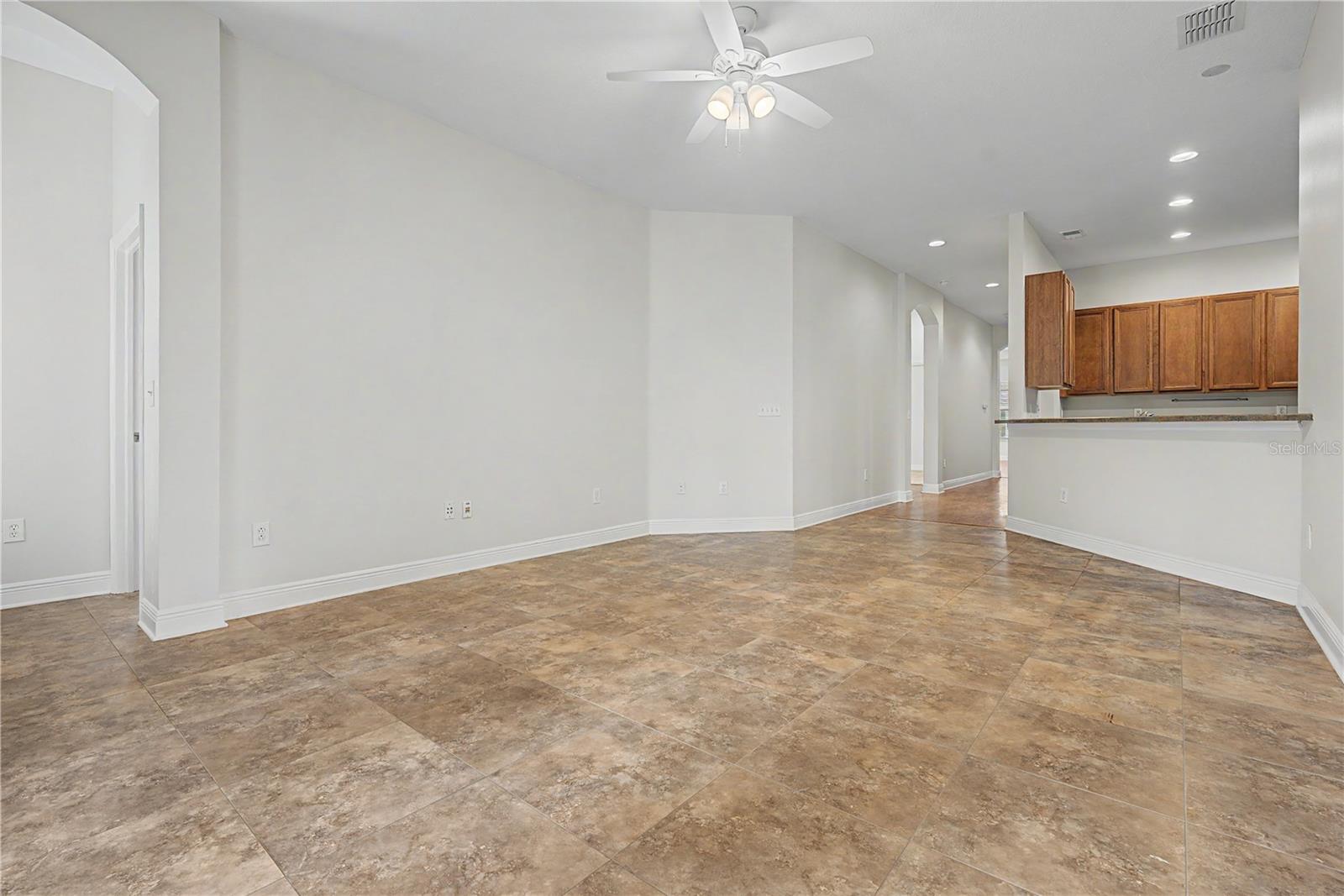 8152 Lagerfeld Dr Property Photo 11