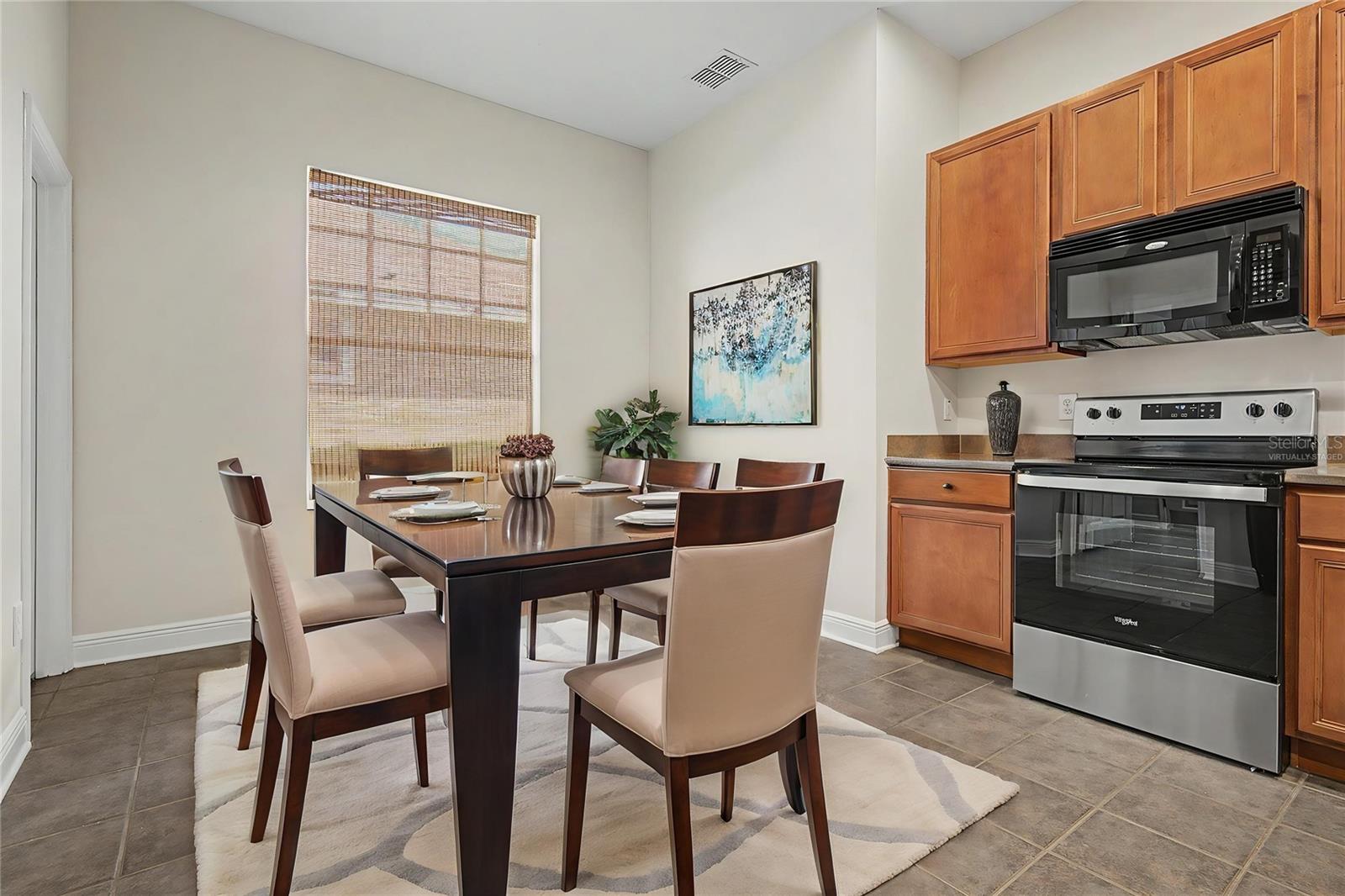 8152 Lagerfeld Dr Property Photo 13
