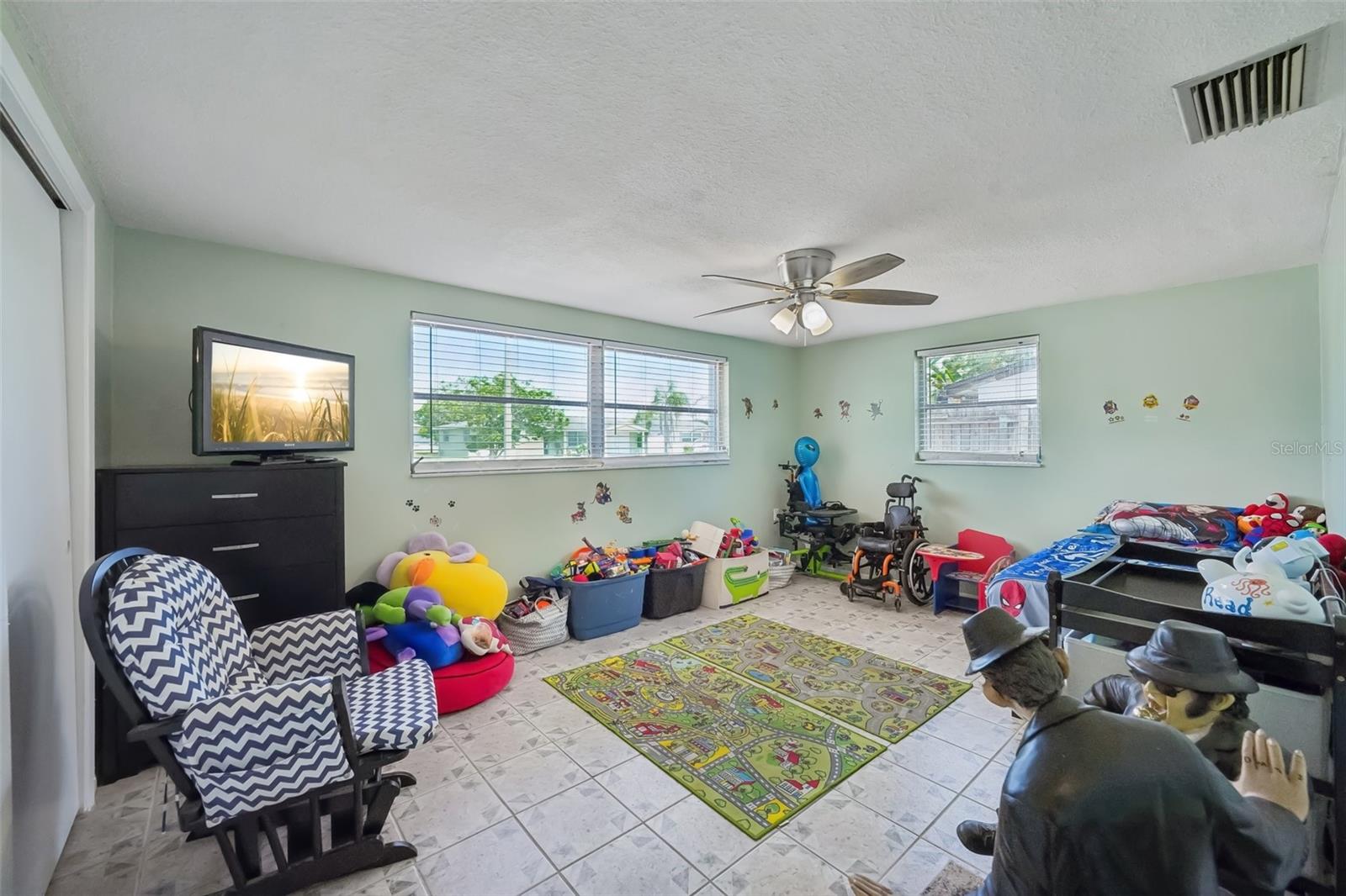 1133 Grand Blvd Property Photo 18