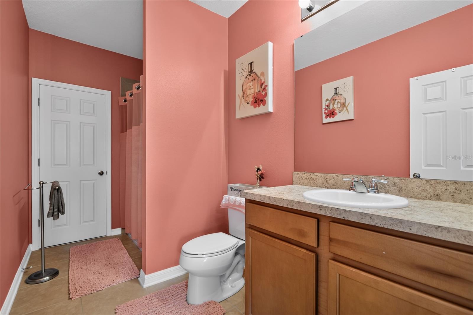 5863 Cypress Hill Rd Property Photo 2