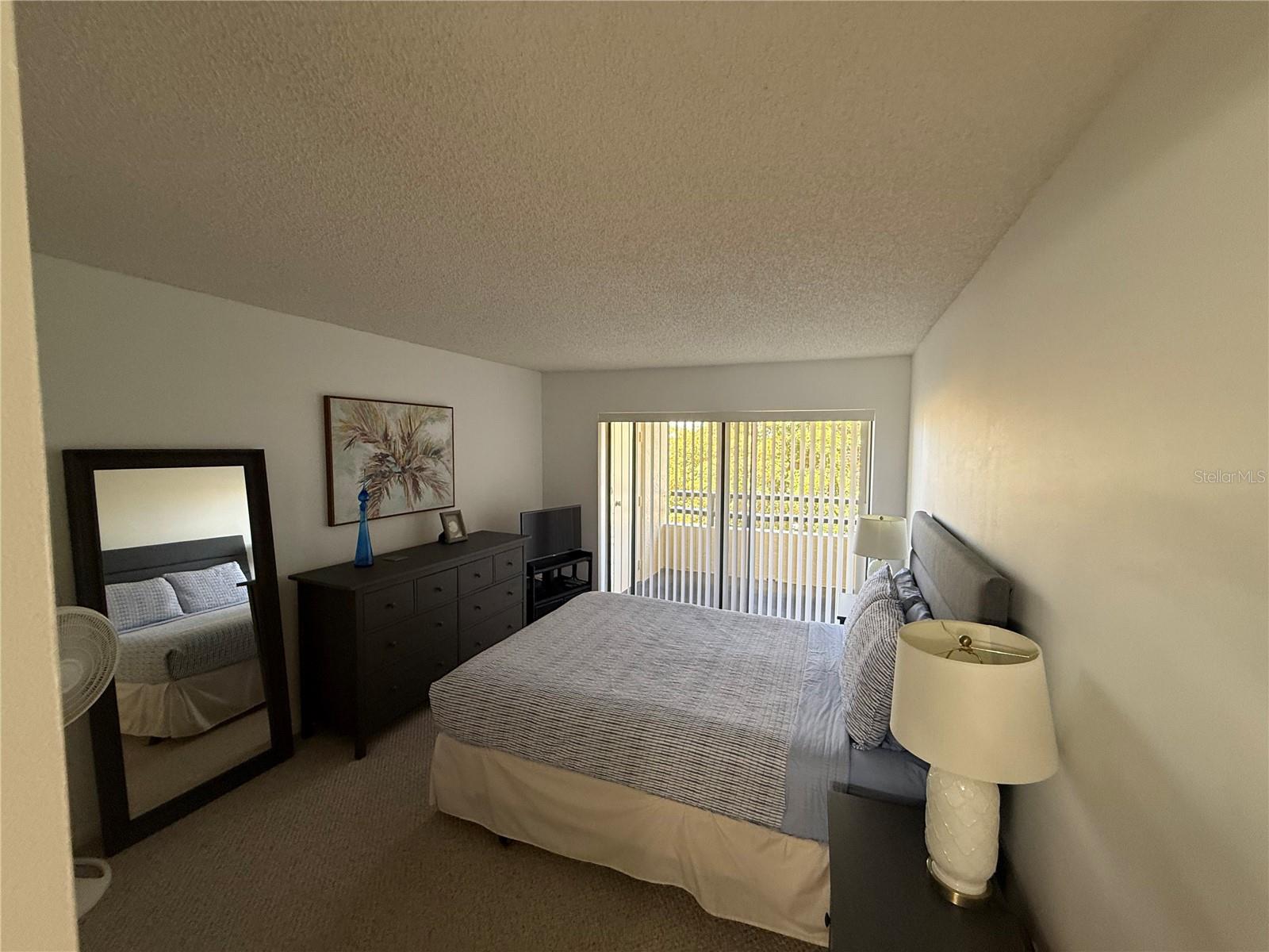 106 1st St E #210 Property Photo 7