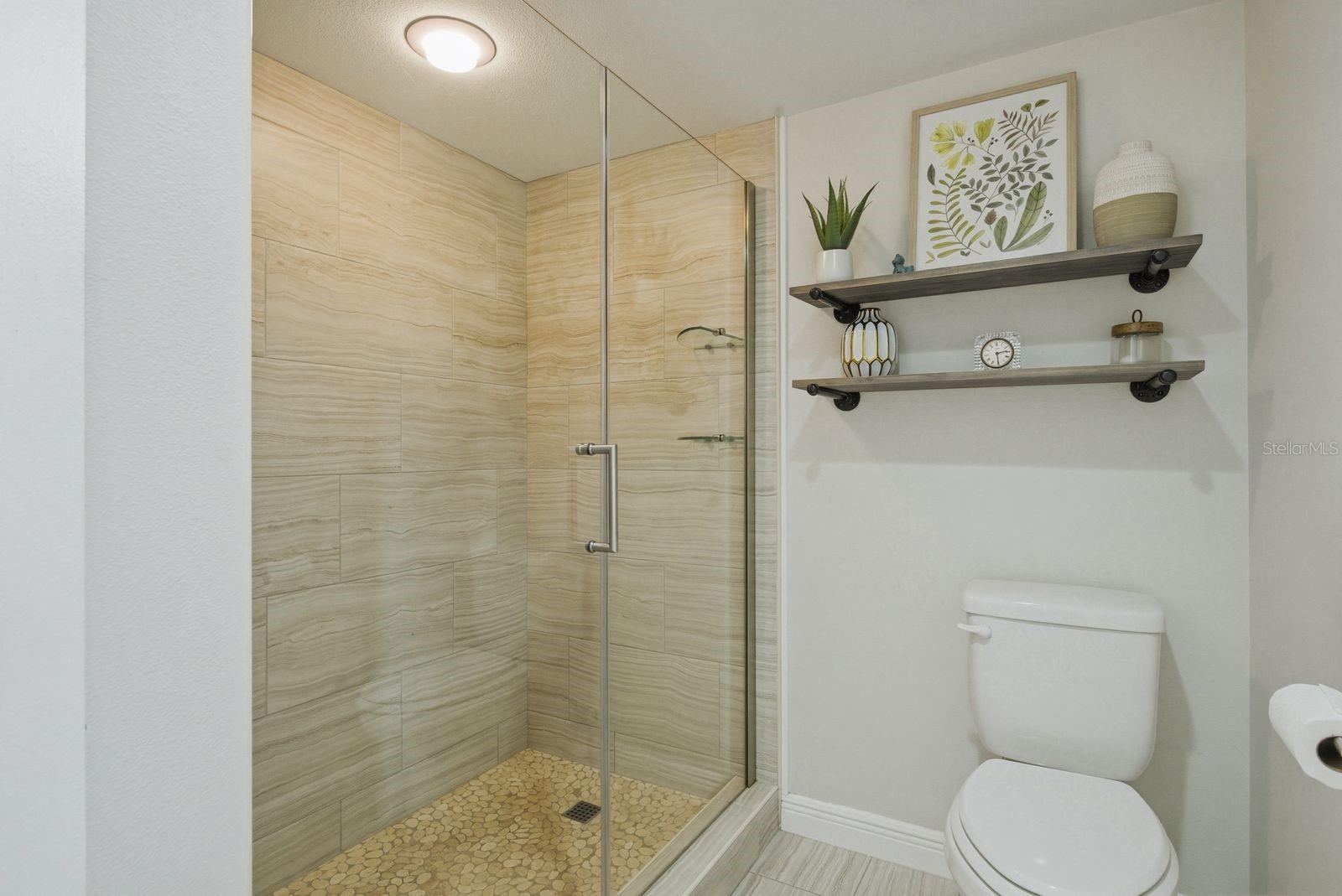 223 Island Way #2d Property Photo 23