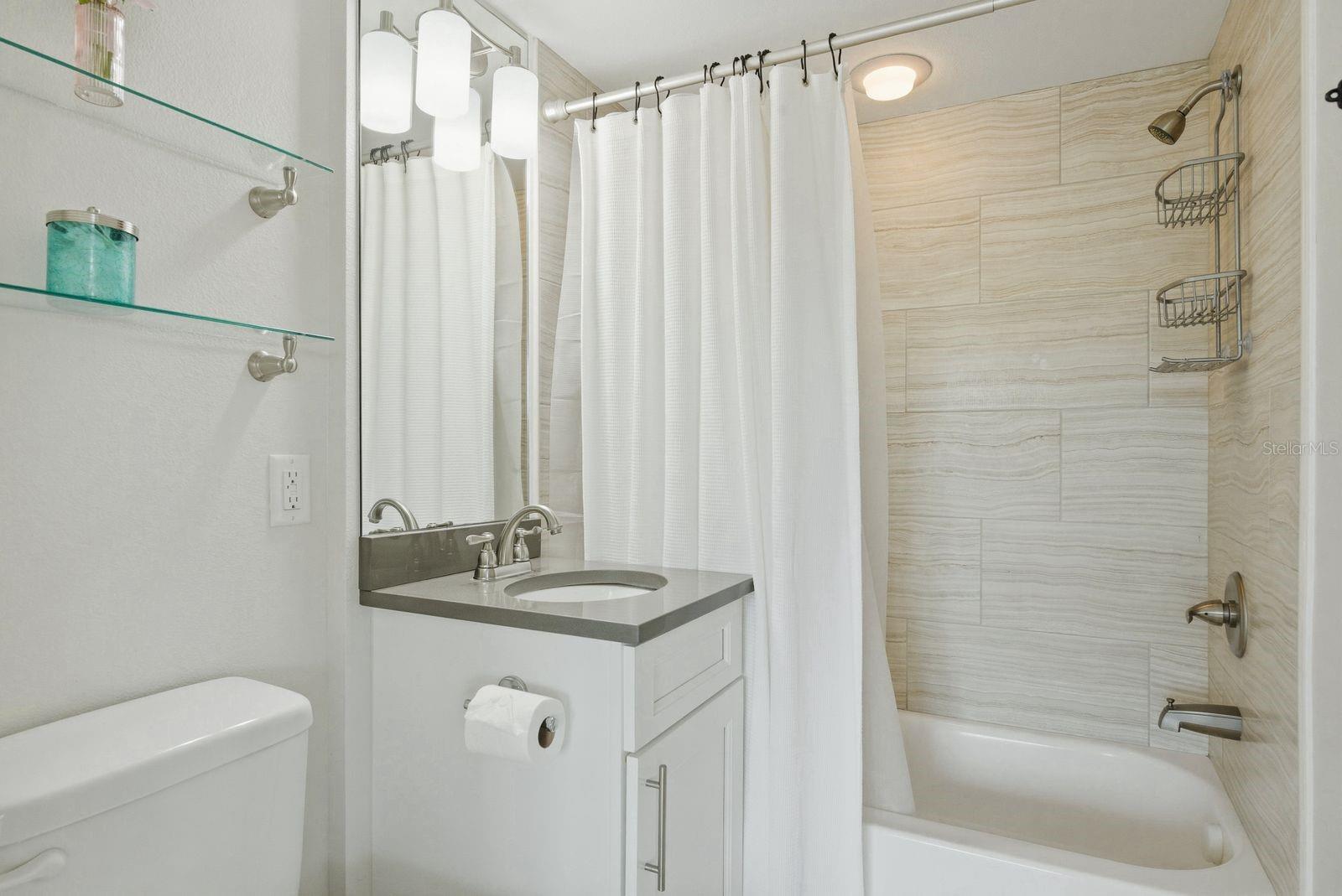 223 Island Way #2d Property Photo 29