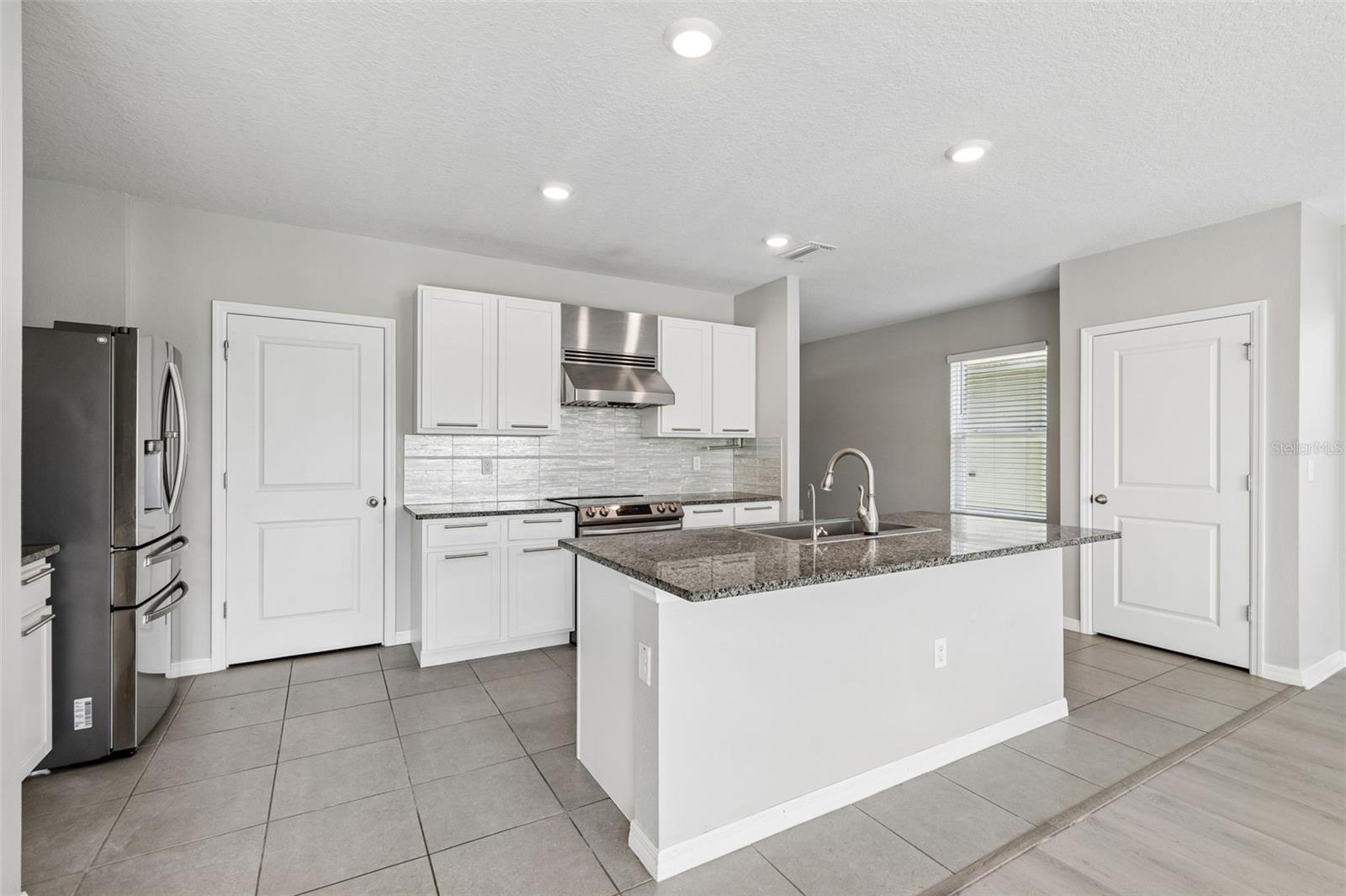 16734 Trite Bend St Property Photo 11