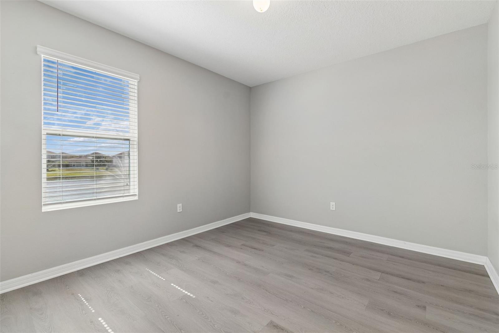 16734 Trite Bend St Property Photo 36