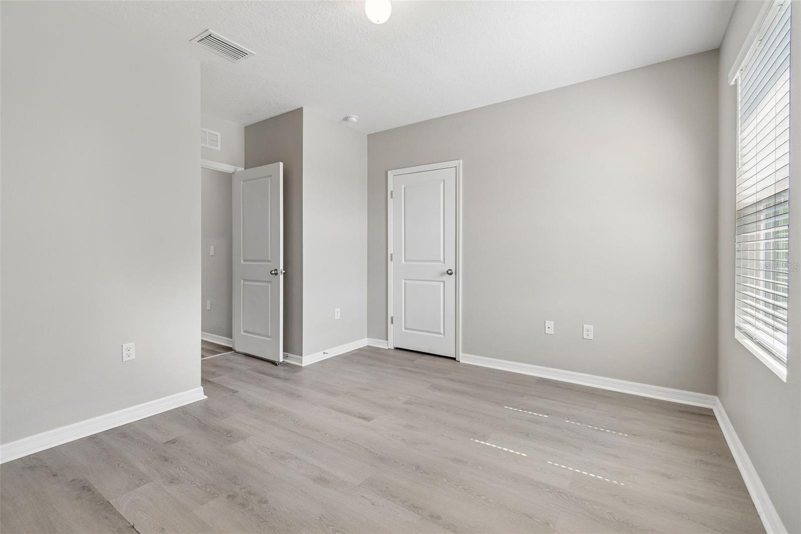 16734 Trite Bend St Property Photo 37