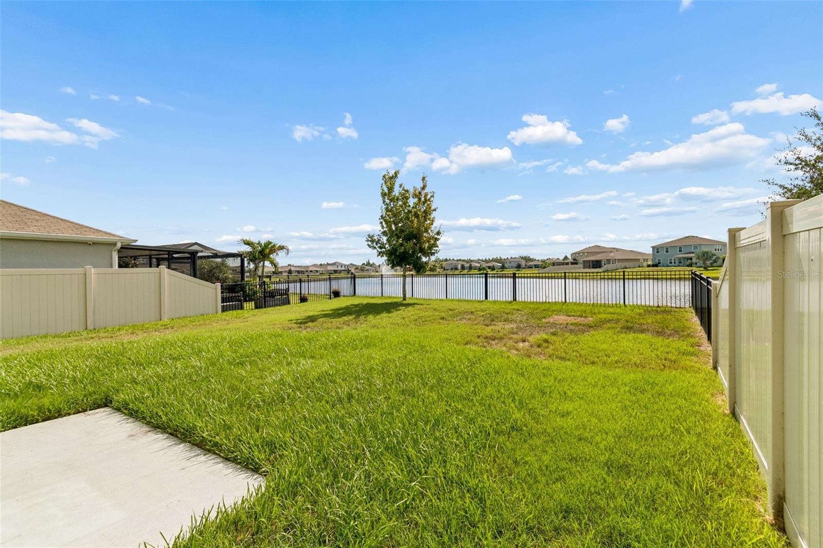 16734 Trite Bend St Property Photo 49
