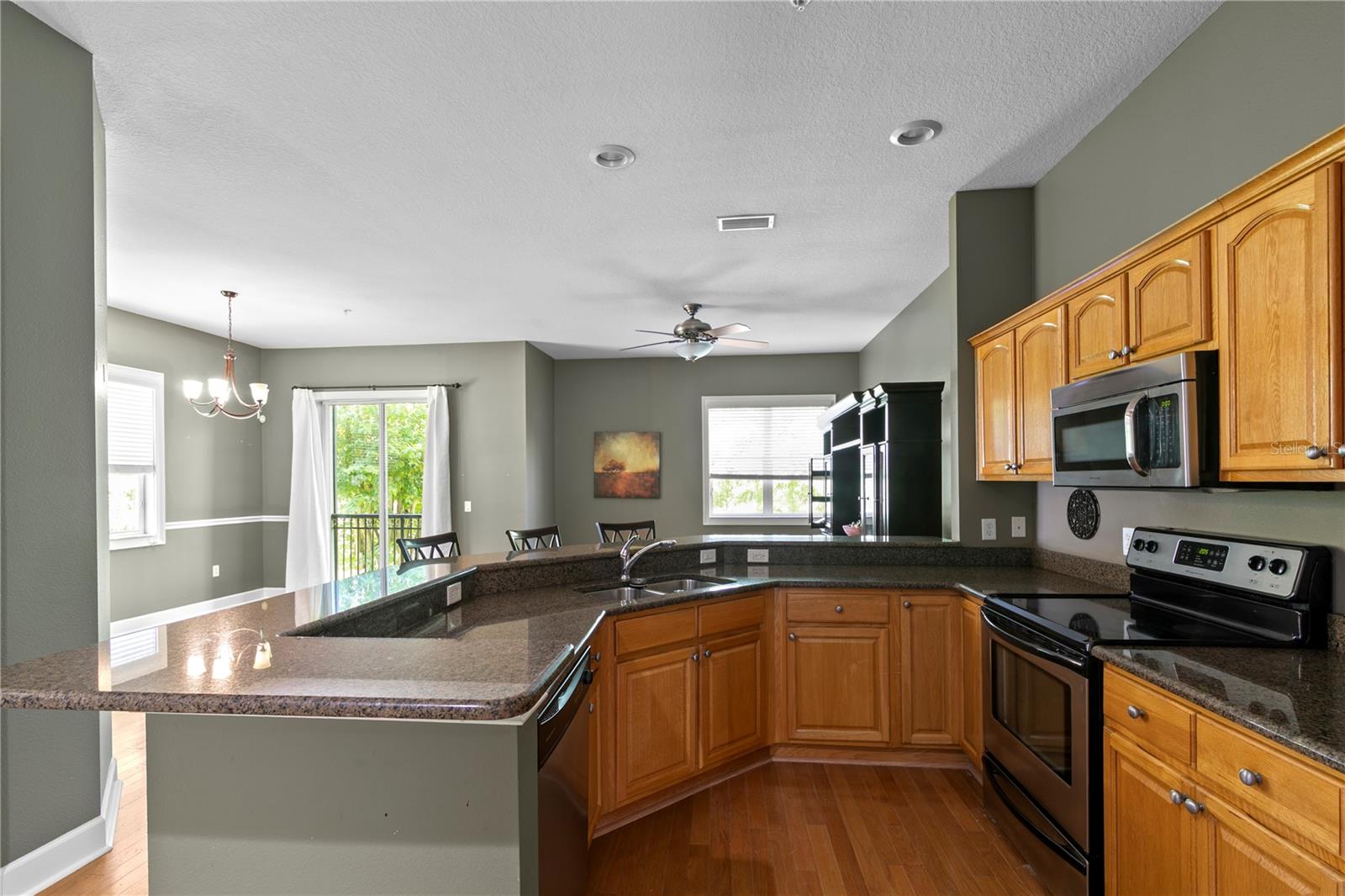 11504 Bellamar St Property Photo 5