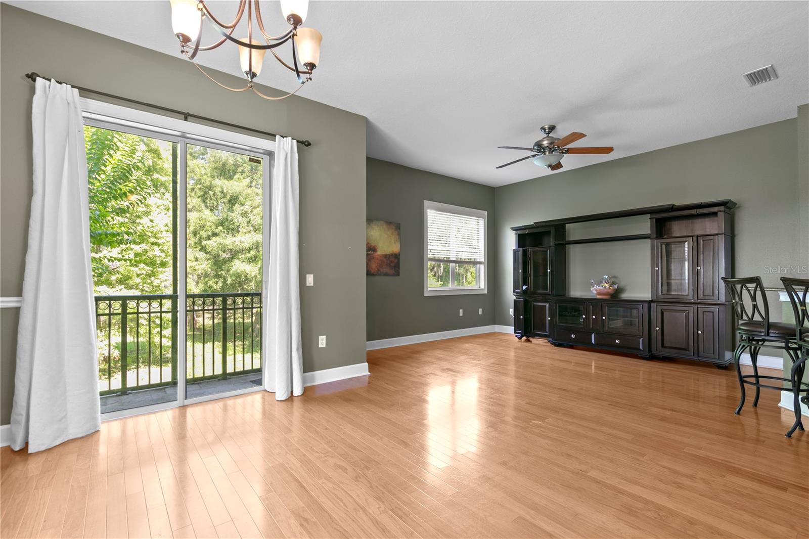 11504 Bellamar St Property Photo 12