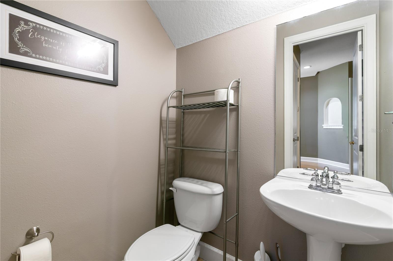 11504 Bellamar St Property Photo 18