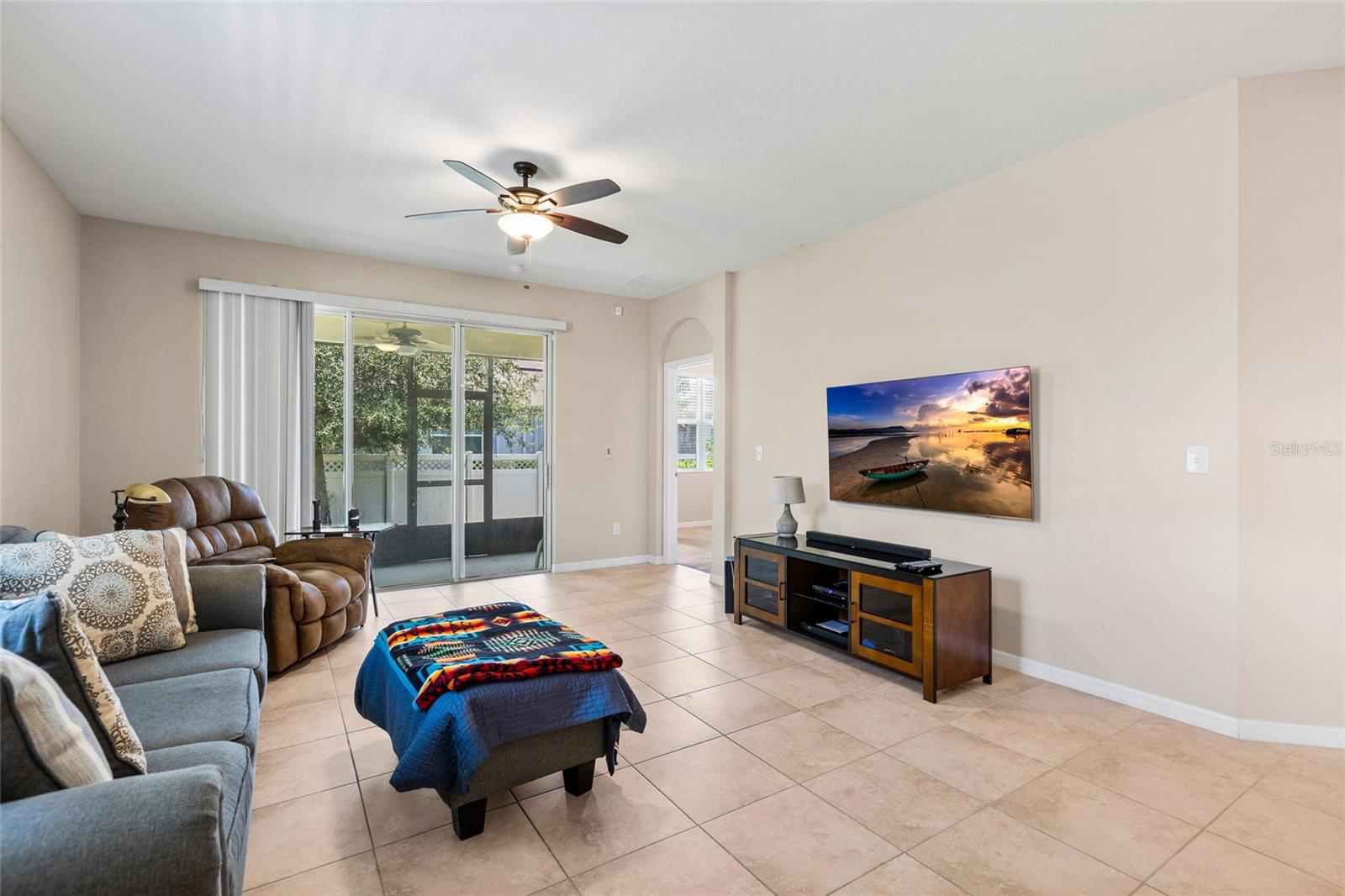 7727 Timberview Loop Property Photo 8