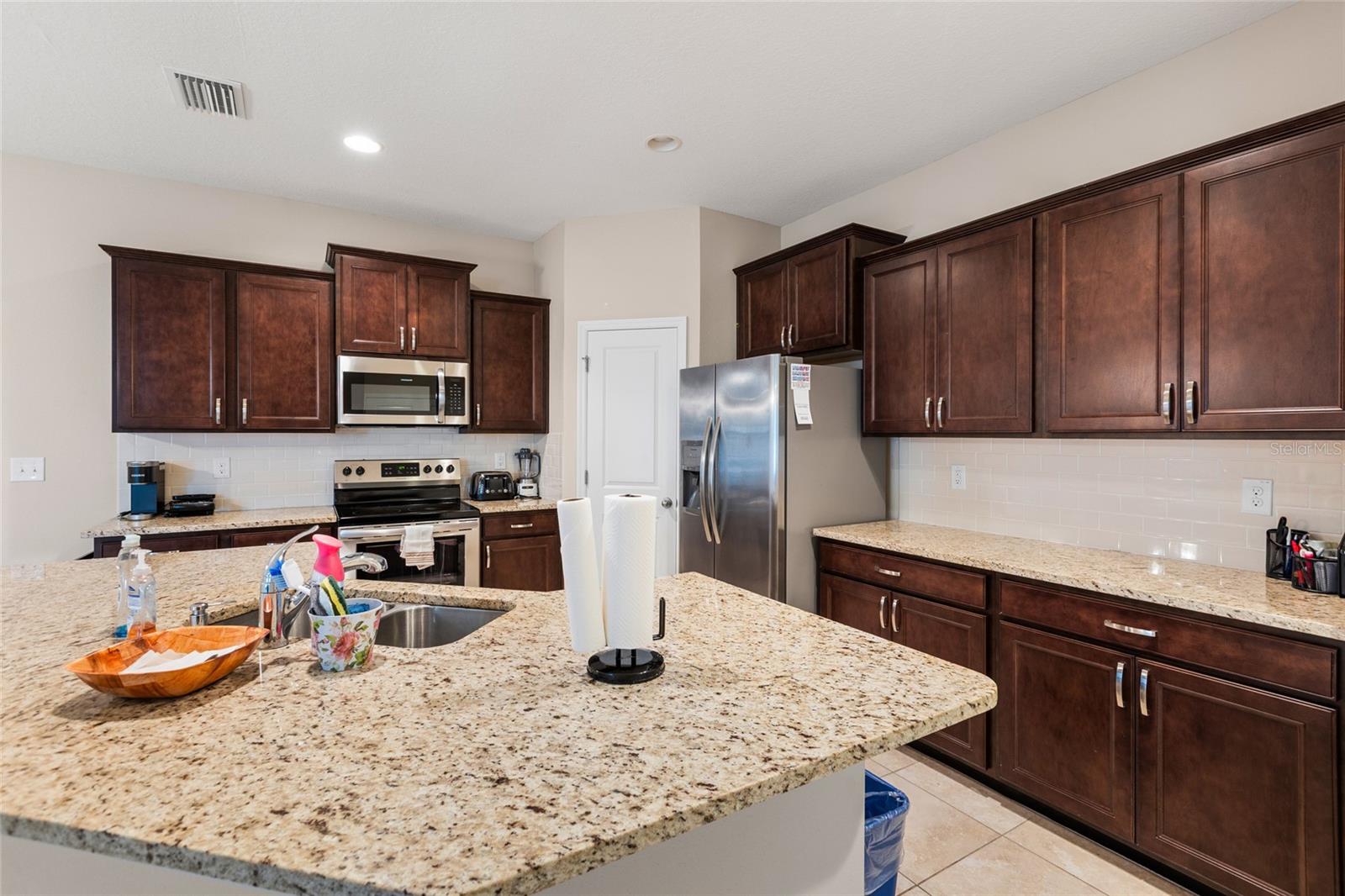 7727 Timberview Loop Property Photo 13
