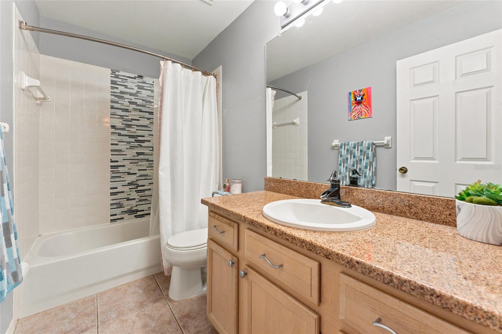 15629 Eastbourn Dr Property Photo 20