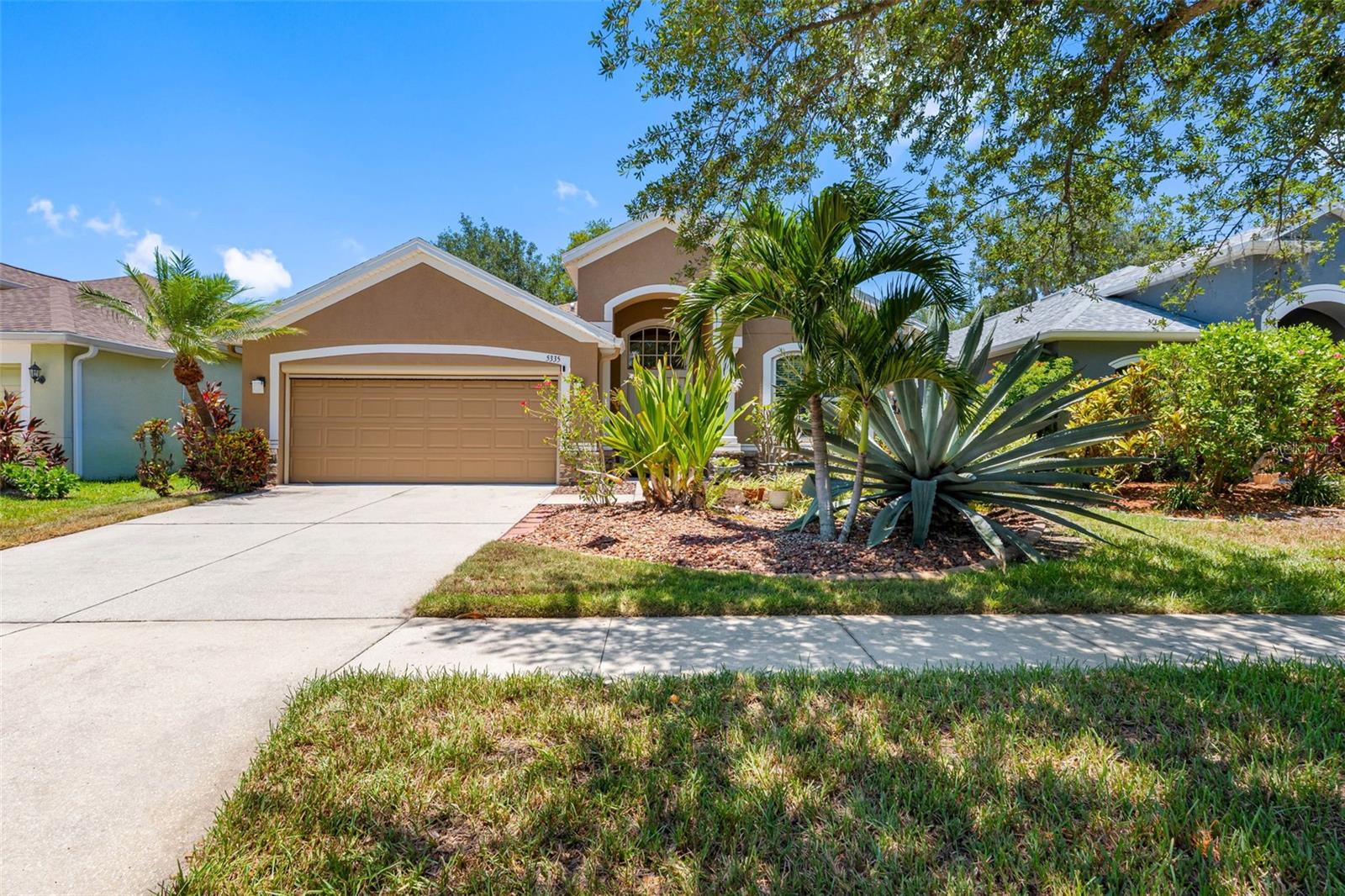 5335 Clover Mist Dr Property Photo 1