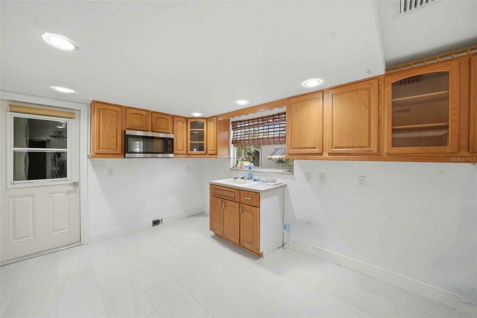 4388 7th Isle Dr Property Photo 12