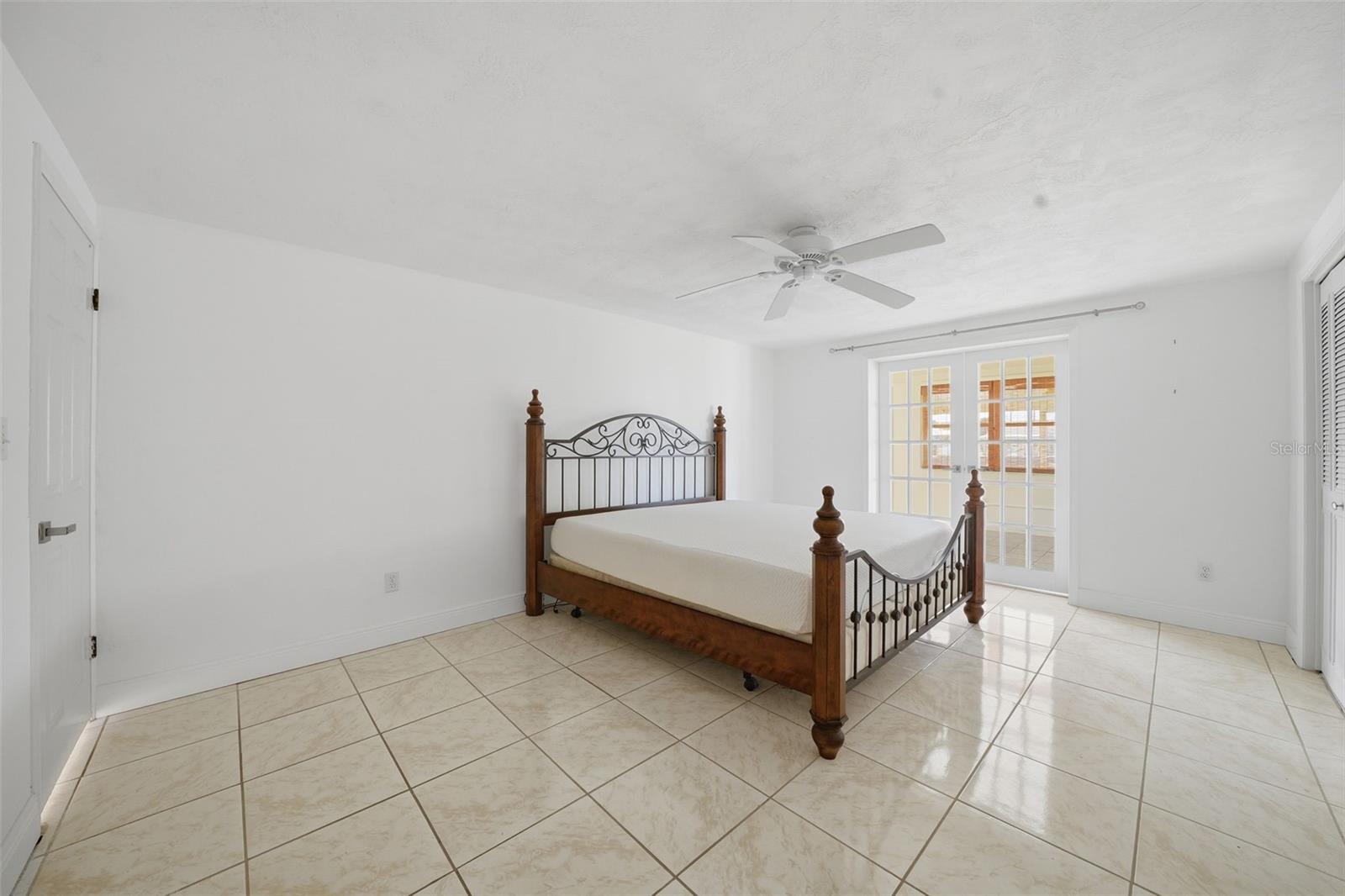 4388 7th Isle Dr Property Photo 20