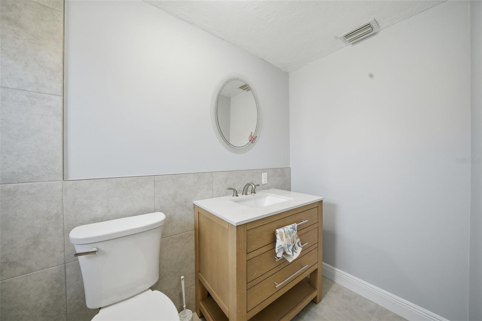 4388 7th Isle Dr Property Photo 22