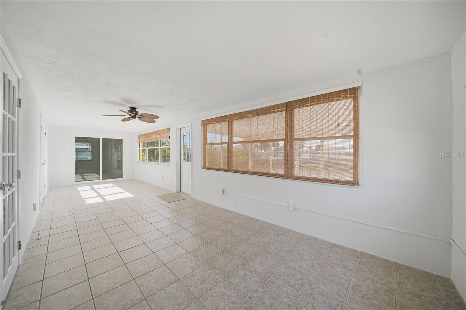 4388 7th Isle Dr Property Photo 25
