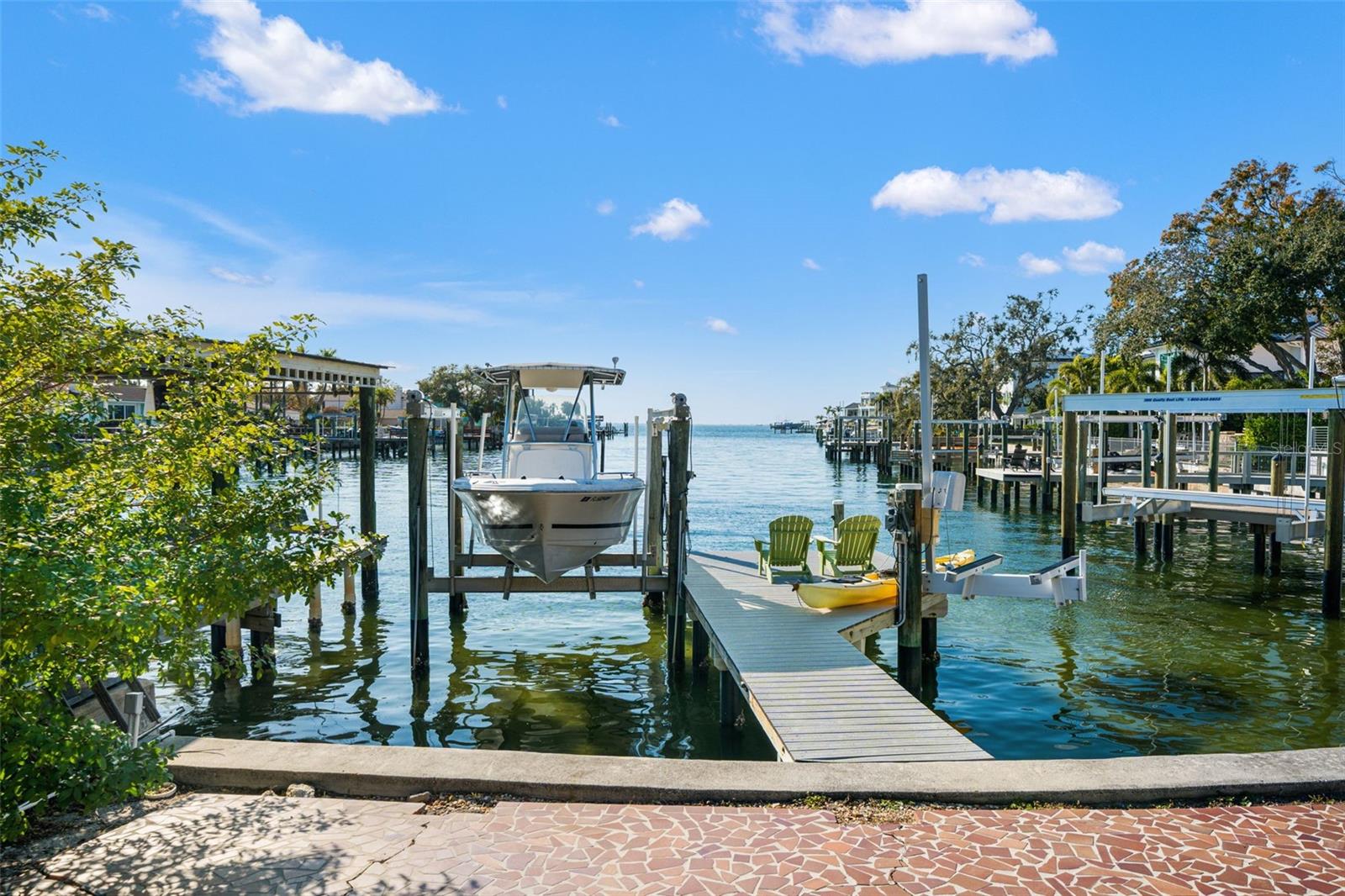 2605 S Beach Dr Property Photo 7