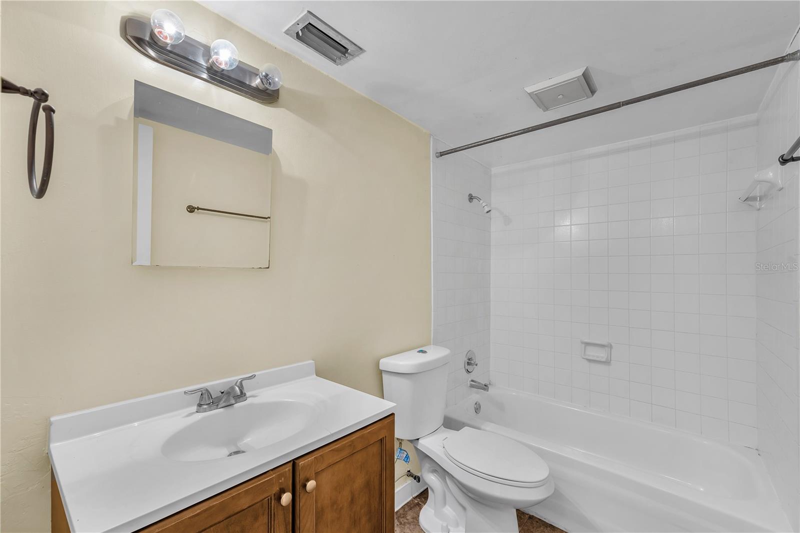 801 Russell Ln #254 Property Photo 11