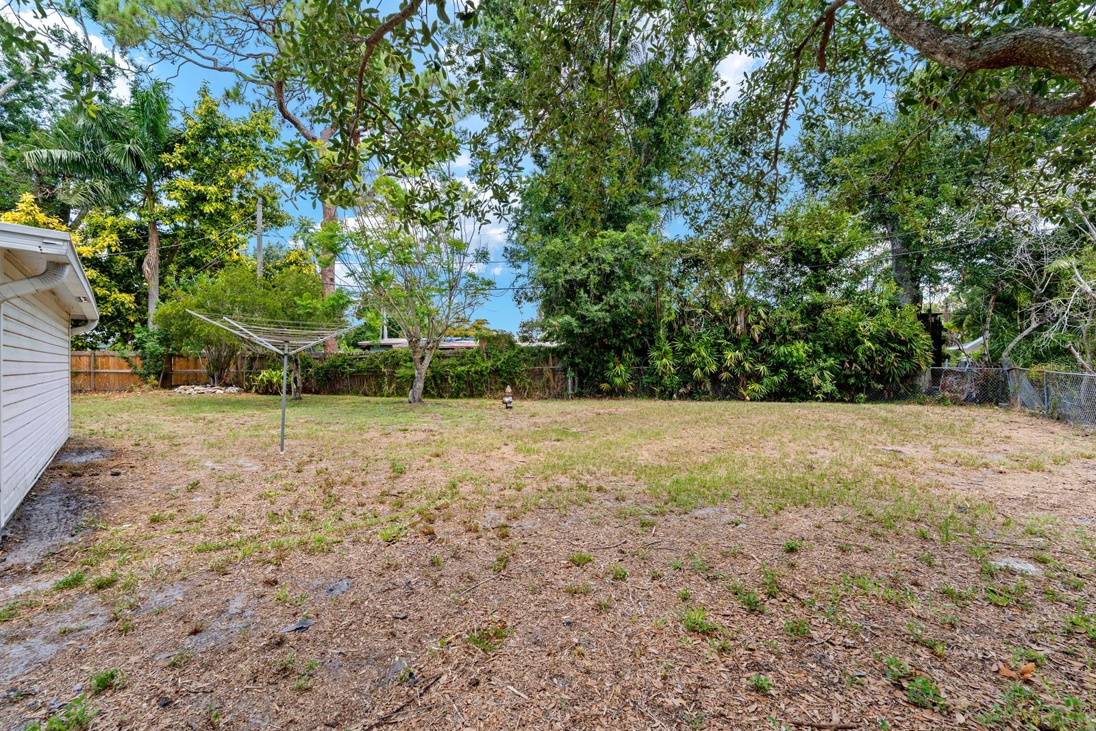 2415 2nd Ave E Property Photo 32