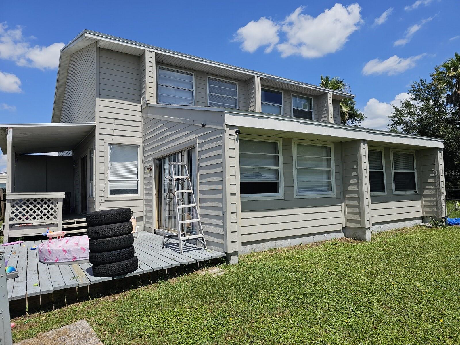 1106-1108 Country Club Ln Property Photo 15