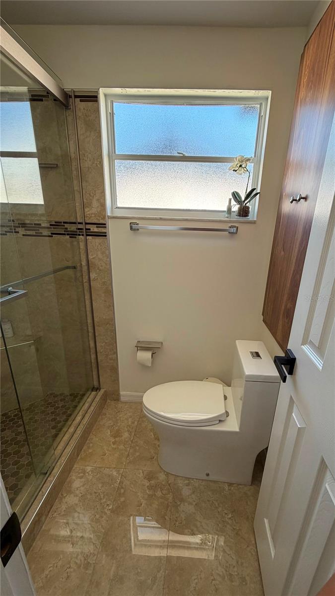 6713 Willow Spring Ct Property Photo 7
