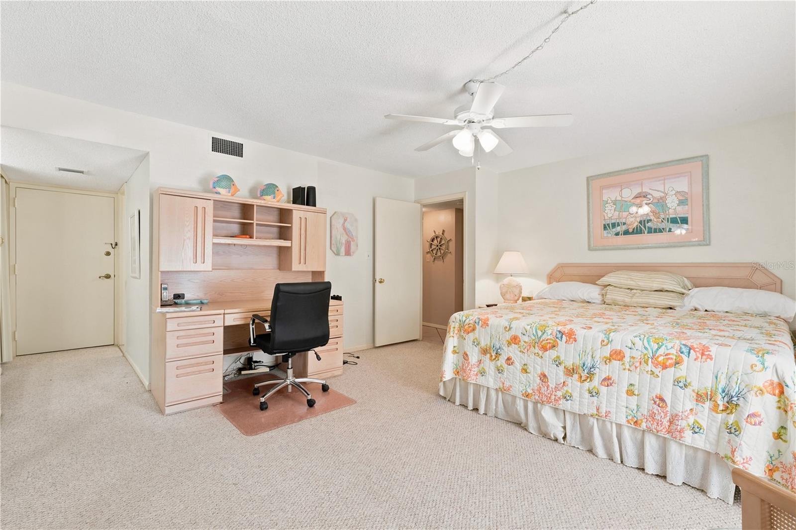 450 S Gulfview Blvd #301 Property Photo 27