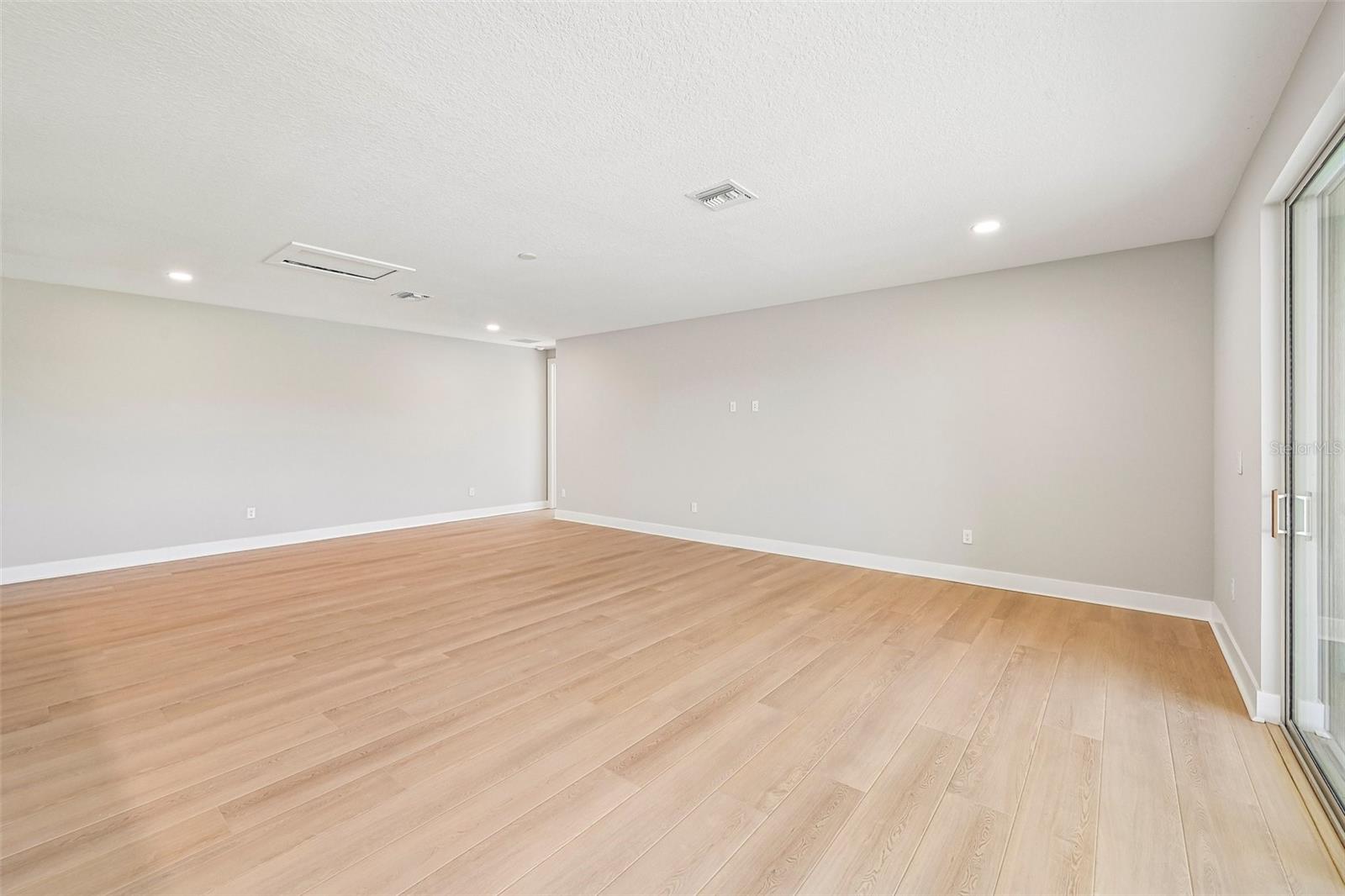 8530 Salmar Loop Property Photo 35