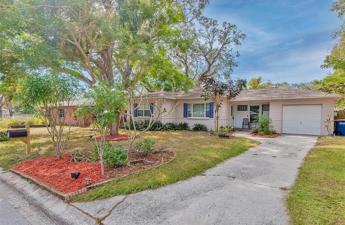 1008 CHESTER DR