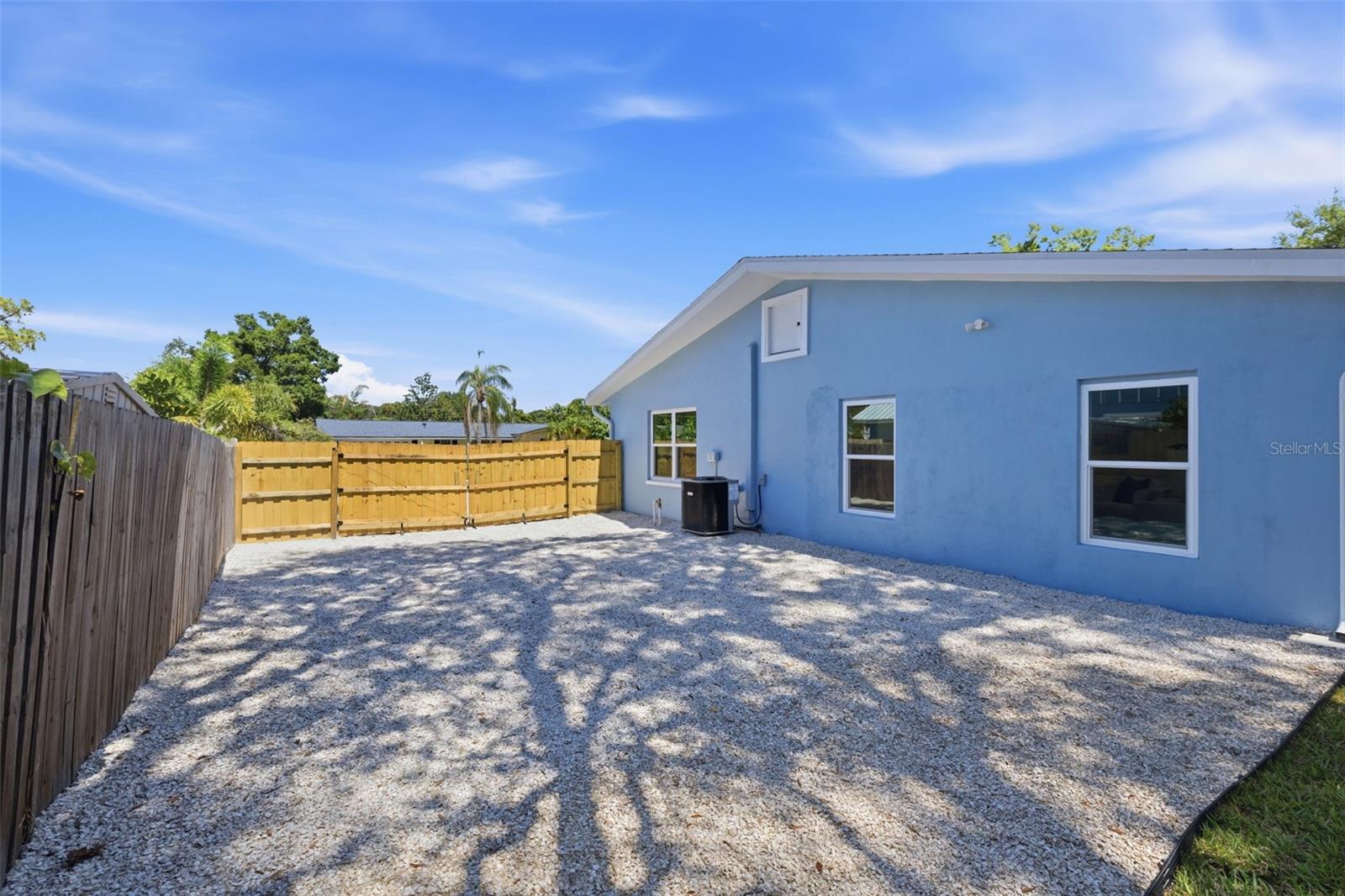 2310 Harrison Dr Property Photo 32
