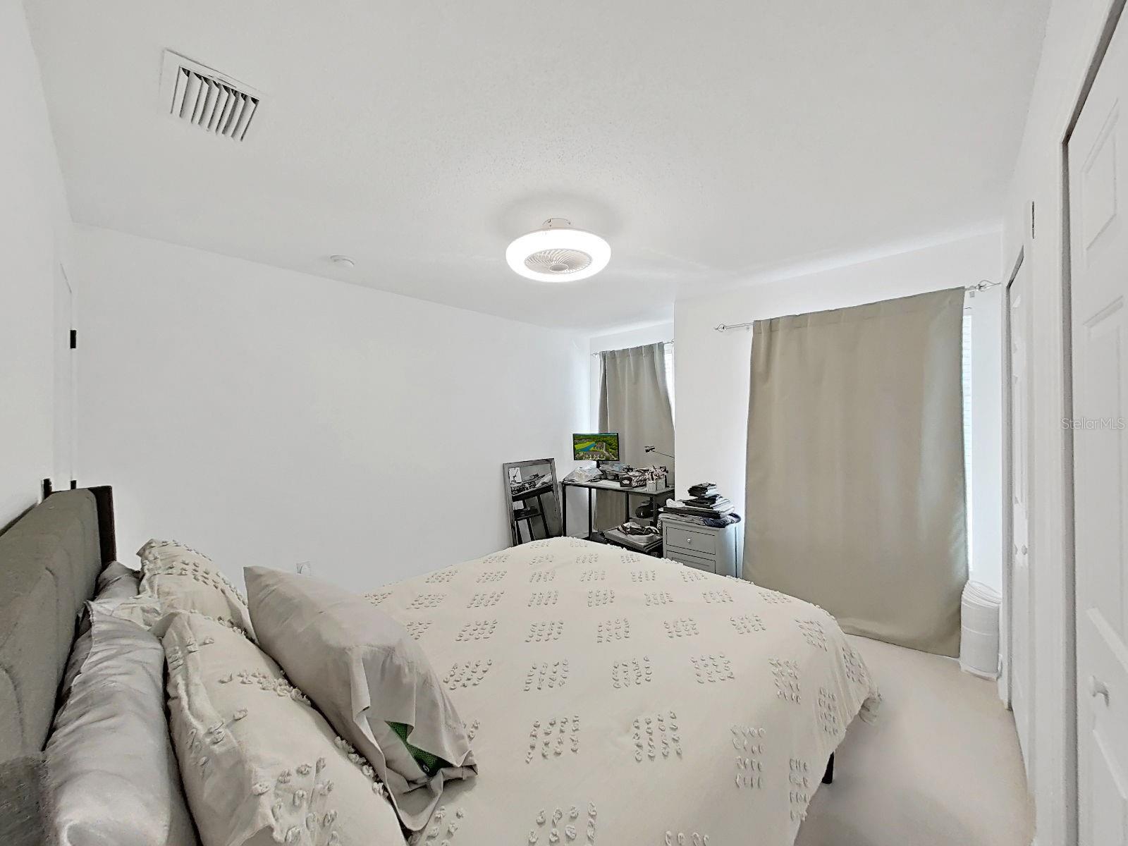18126 Paradise Point Dr Property Photo 24