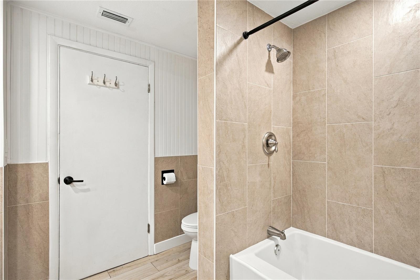 11709 Hoyt Ave Property Photo 24